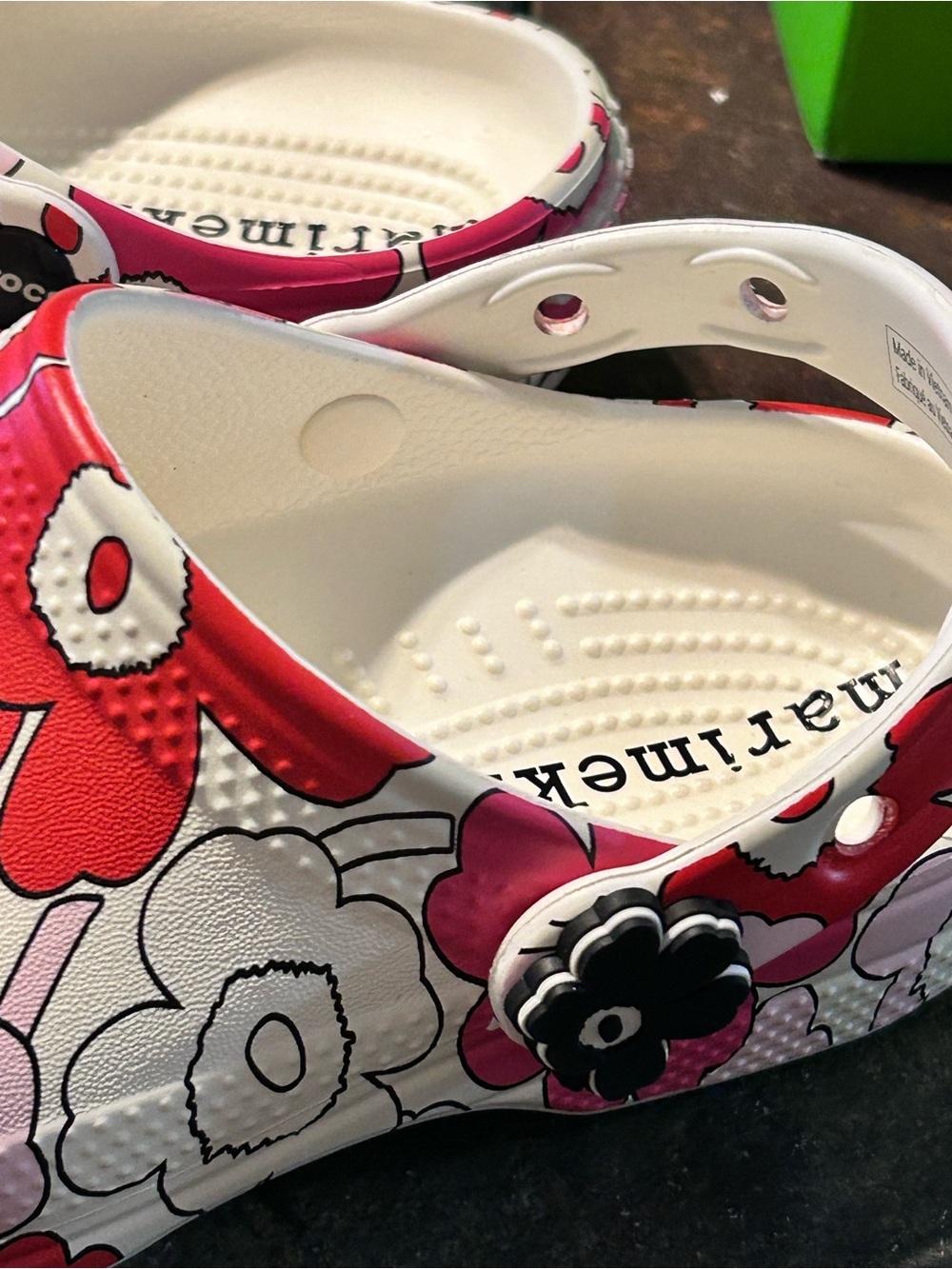 NEW CROCS KIDS Kids' Marimekko Classic Clog 211123 Multi Size 2 - Picture 5 of 10